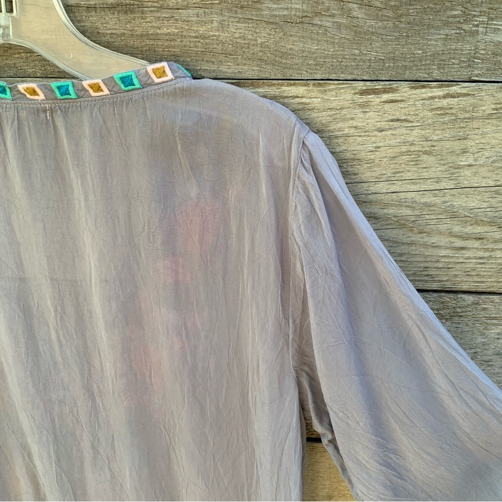 Johnny Was Blouse Womens S Boho Embroidered Short Sleeve Vneck Gray Multicolor - Picture 12 of 16